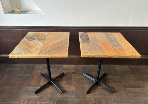 古材テーブル ヘリンボーン・ボーダー