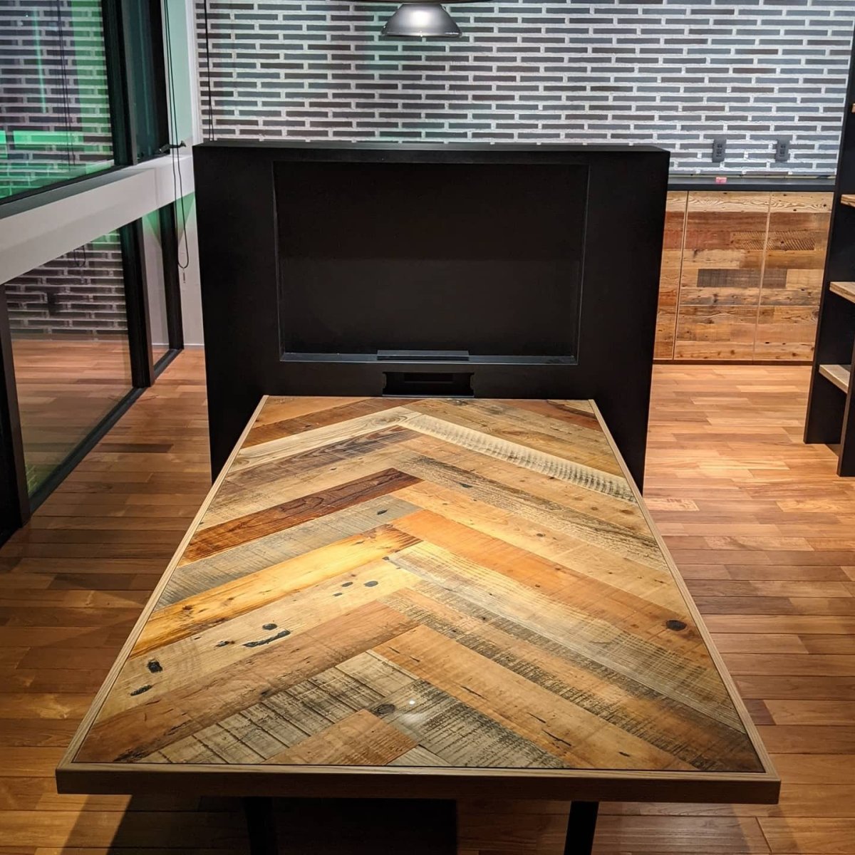 古材テーブル