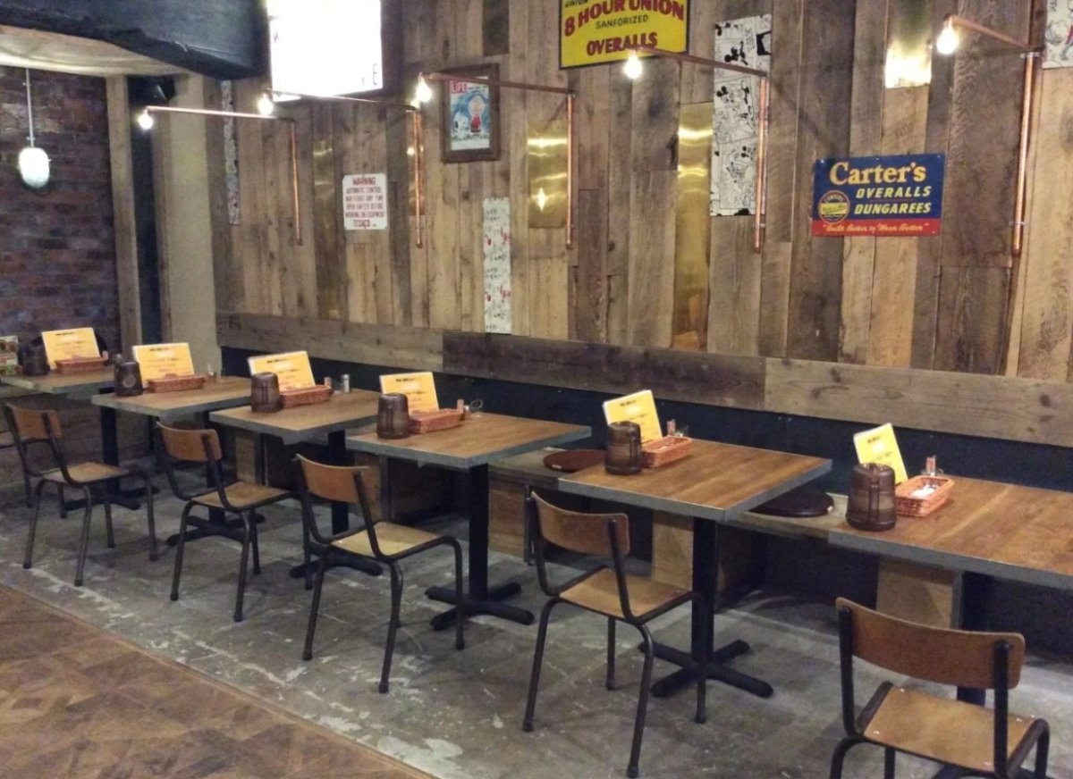 古材スツールとは？